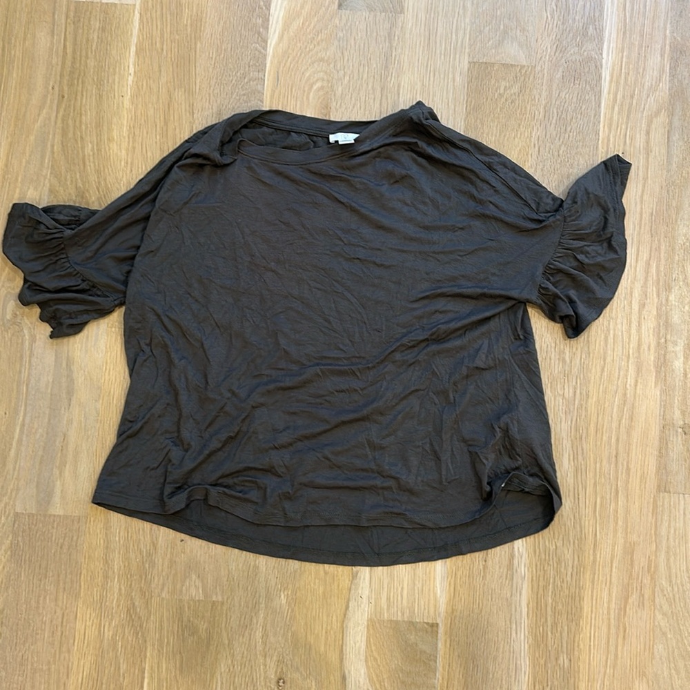 BP Green short Sleeve Tee with Ruffle sleeves